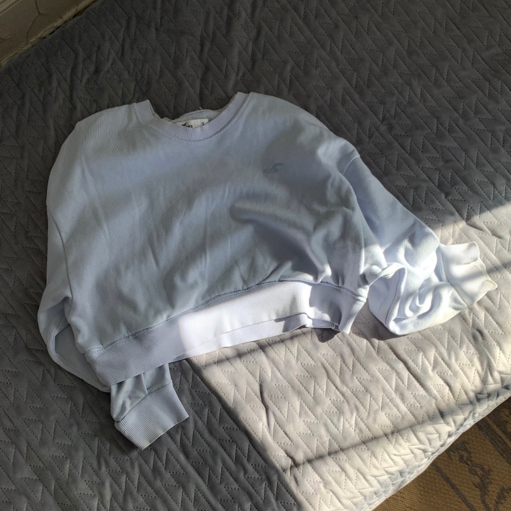Hollister Cropped Crewneck Sweatshirt